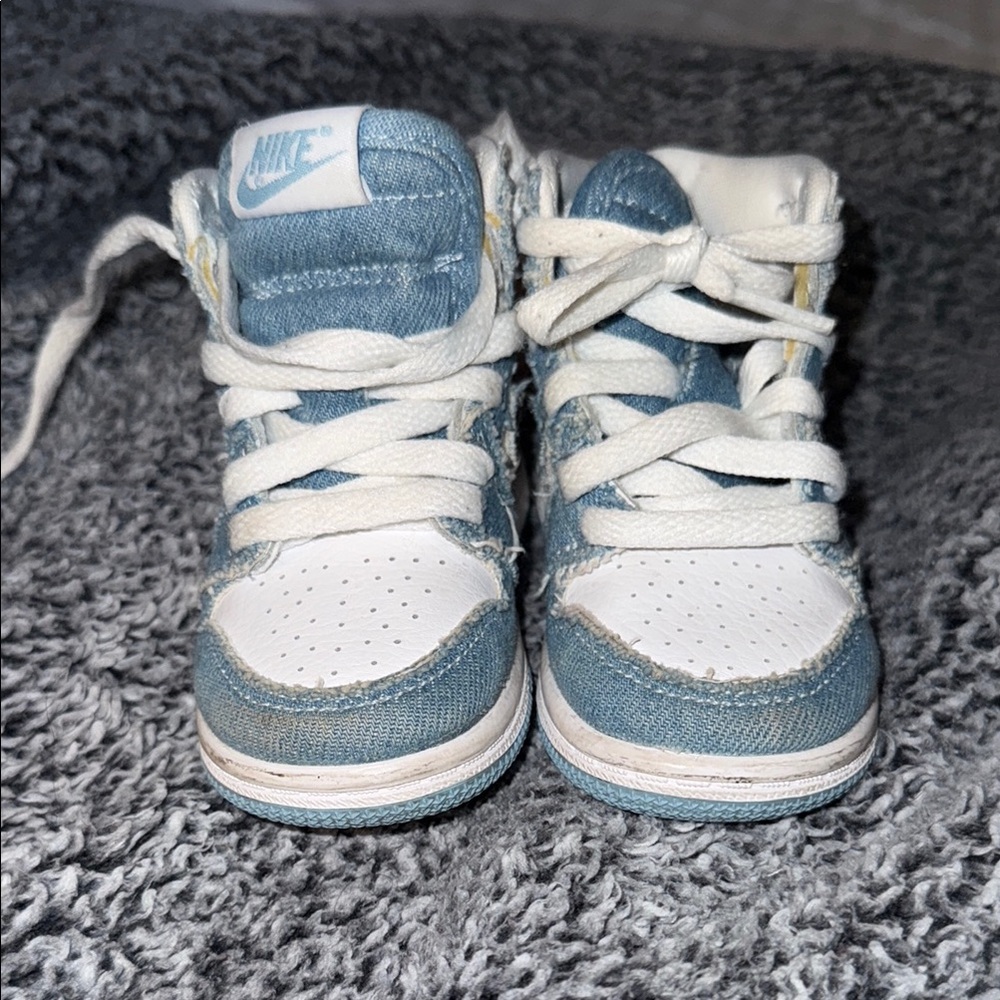 Denim jordan 1 no box